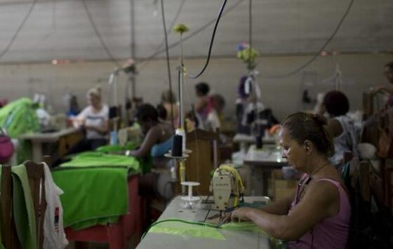 O Mito do Pleno Emprego" no Brasil - Uma Realidade de Precarização Laboral  "